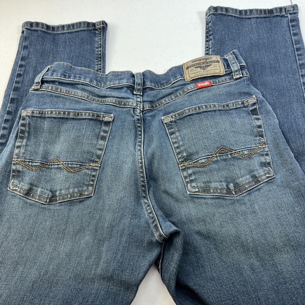 Wrangler Jeans Mens Blue Athletic Fit Premium Quality Medium Wash Denim 30 X 30 - Picture 4 of 16